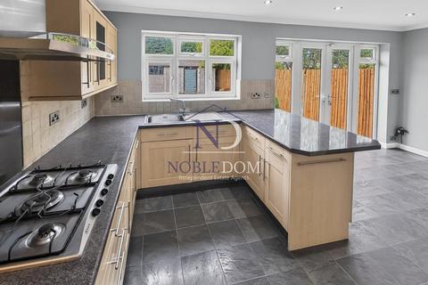 undefined, St Pauls Close, Hounslow