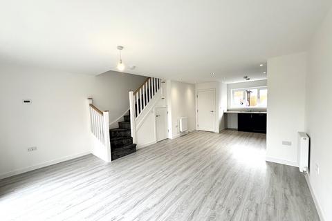 3 bedroom house to rent, Broady Avenue, Wincham, NORTHWICH