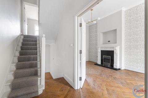 4 bedroom terraced house for sale, Glenarm Road, London