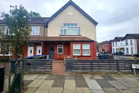 2 bedroom duplex to rent, Warrington Road, Harrow