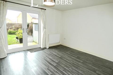 3 bedroom semi-detached house to rent, Scarlet Way, Shirebrook, NG20