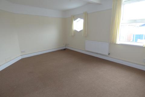 2 bedroom flat to rent, Lodge Road, Southampton, SO14