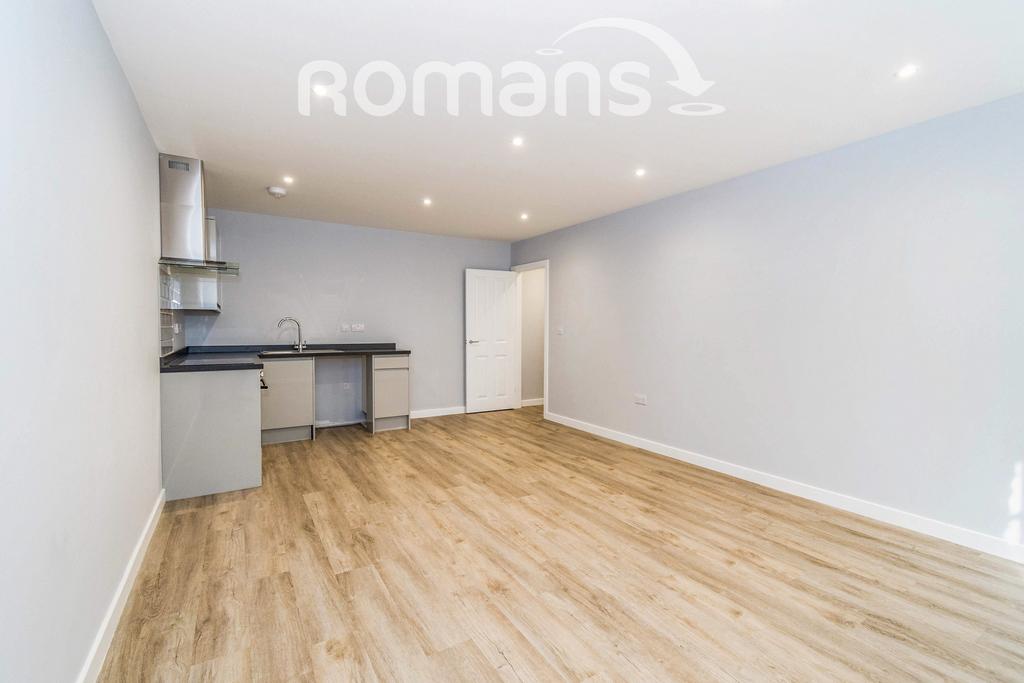 Apartment in Southampton - View 4