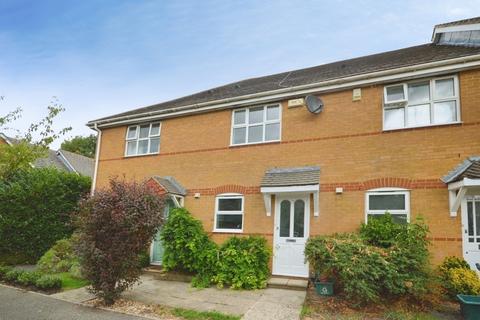 2 bedroom terraced house to rent, Christabel Close, Isleworth TW7