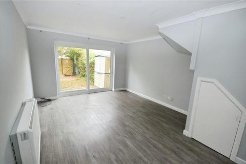 2 bedroom terraced house to rent, Christabel Close, Isleworth TW7