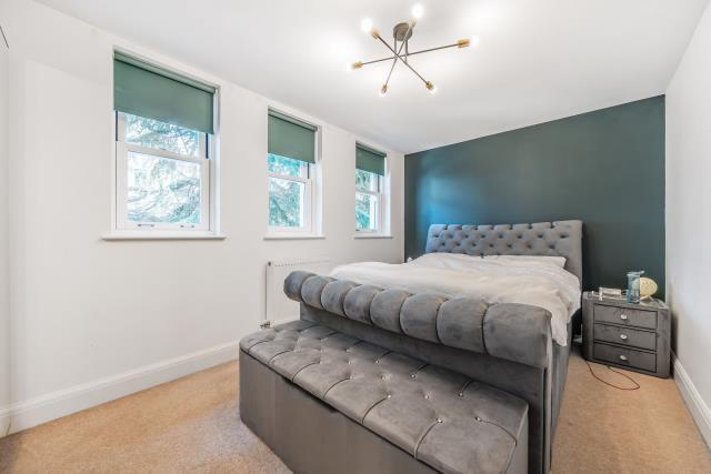 Apartment in Reading - More