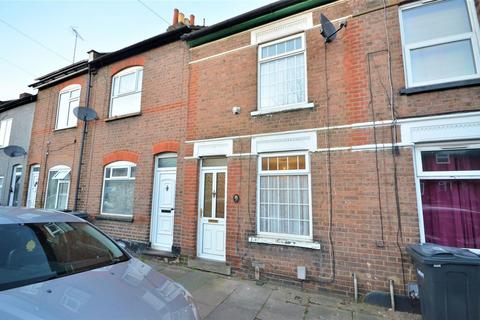 2 bedroom terraced house to rent, Hibbert Street, Luton, LU1