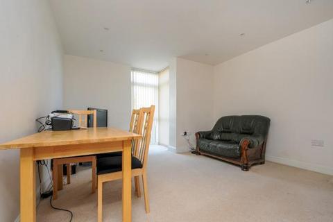 1 bedroom flat to rent, Kerr Place, Aylesbury, HP21