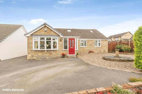 3 bedroom detached bungalow for sale, Lady Heton Grove, Mirfield, WF14