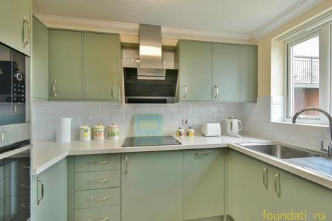 undefined, Cooden Drive, Bexhill-on-Sea, TN39