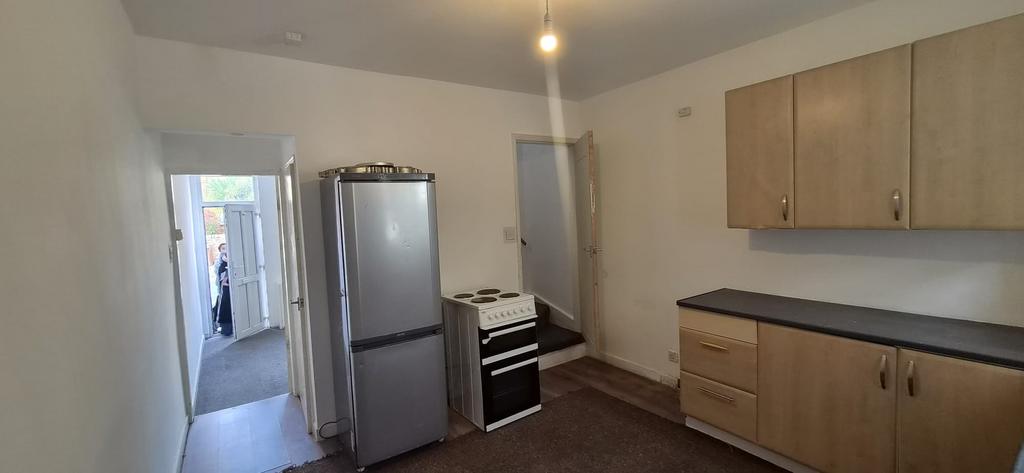 House in Nottingham - View 4