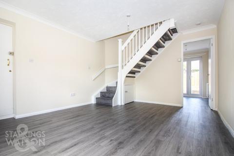 2 bedroom semi-detached house to rent, Mardling Run, Acle, NR13