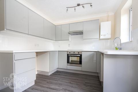 2 bedroom semi-detached house to rent, Mardling Run, Acle, NR13