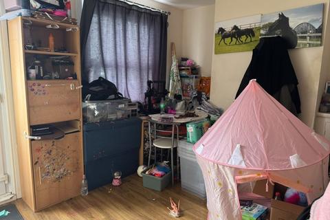 2 bedroom terraced house for sale, 2 Cross Street, Newport, Isle Of Wight