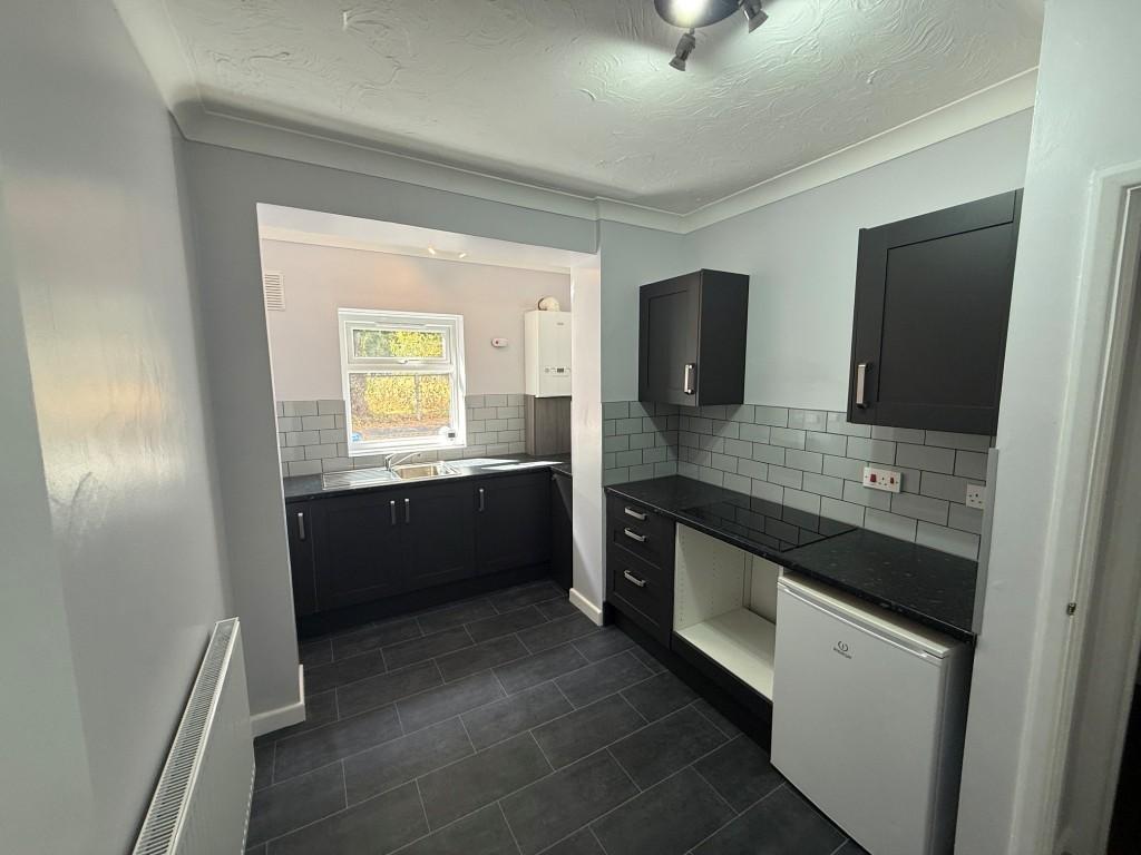 Apartment in Southampton - View 3