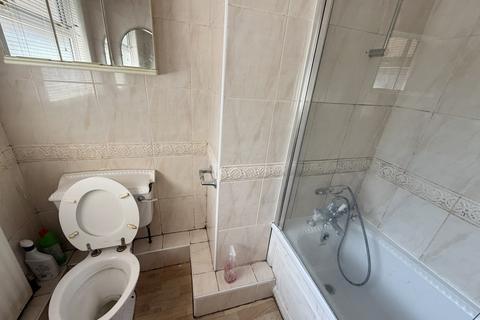 2 bedroom end of terrace house for sale, 47 Holborough Road, Snodland, Kent