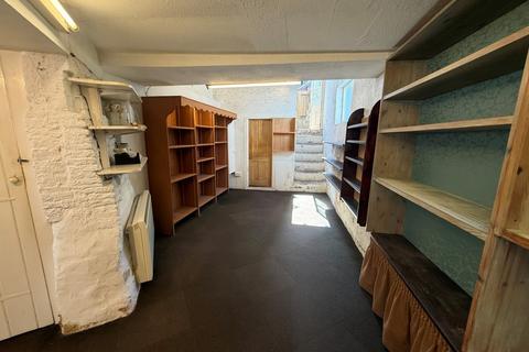 Mixed use for sale, 70 & 71 The Mint, Rye, East Sussex