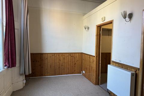 Studio for sale, Flat 1, 42 George Street, Ryde, Isle Of Wight