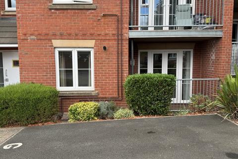 1 bedroom flat for sale, Flat 3, Anchorage Court, 19 Albert Way, East Cowes, Isle Of Wight