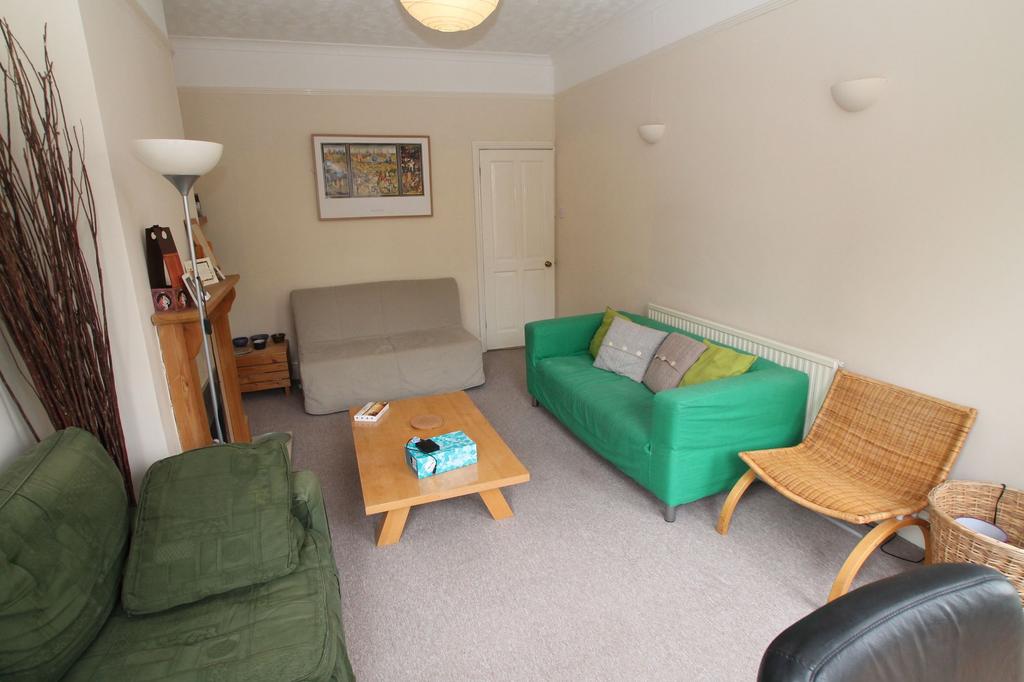 Apartment in Bristol - View 3