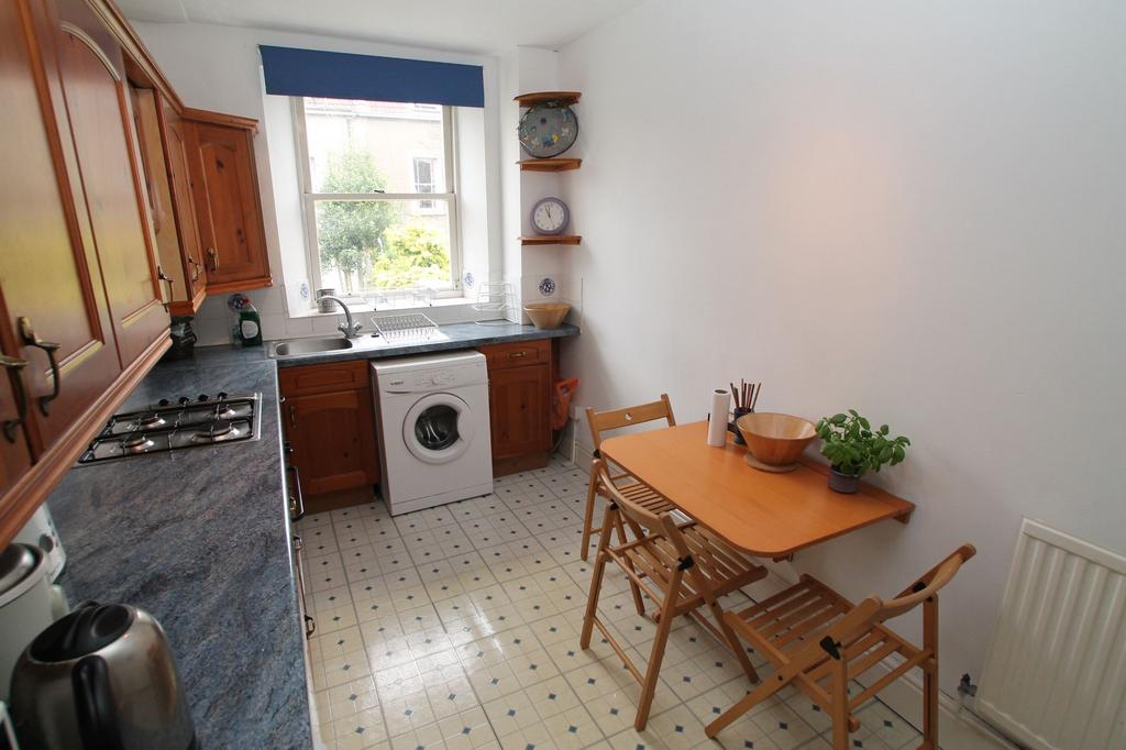 Apartment in Bristol - View 5