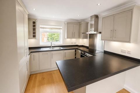 2 bedroom apartment for sale, Worcester Road