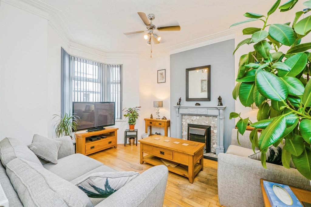 House in Cardiff - View 3