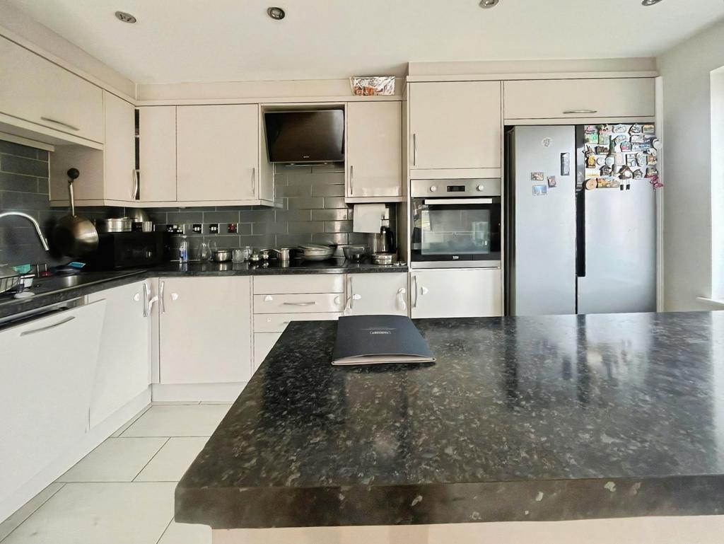 Apartment in London - View 2