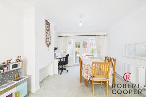 3 bedroom semi-detached house for sale, Warren Drive, Ruislip, HA4