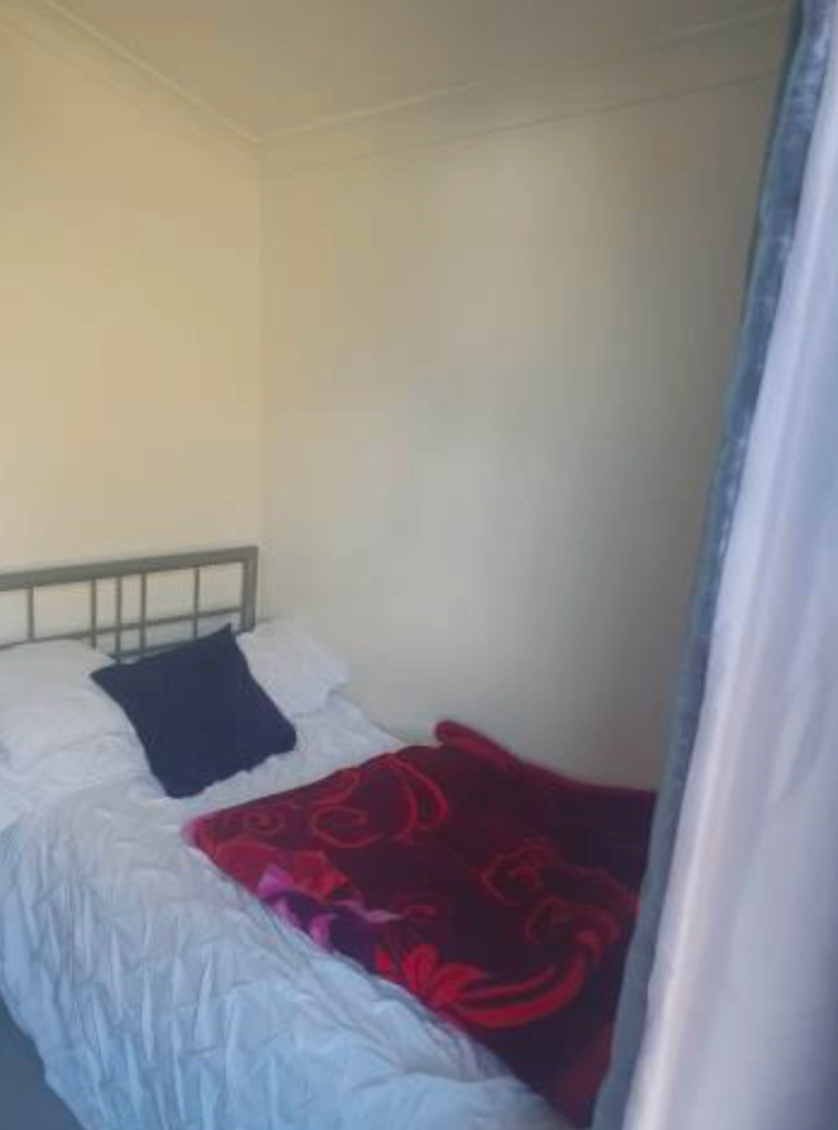 House in London, Thornton Heath - More