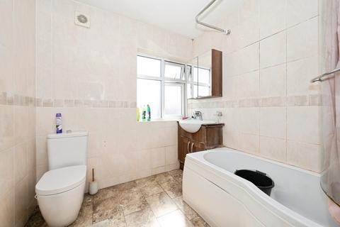 3 bedroom terraced house for sale, Elmstead Gardens, WORCESTER PARK, Surrey, KT4