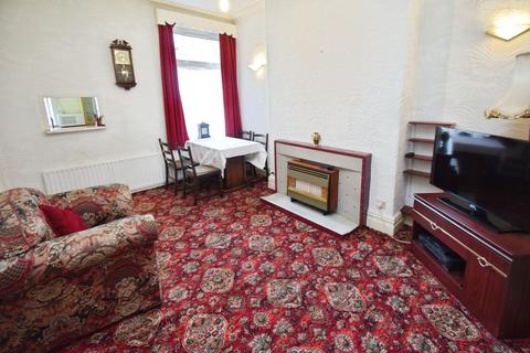 5 bedroom semi-detached house for sale, Avondale Crescent, Shipley BD18