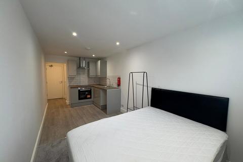 1 bedroom ground floor flat to rent, Eastney Road, Portsmouth