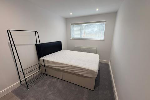 1 bedroom ground floor flat to rent, Eastney Road, Portsmouth