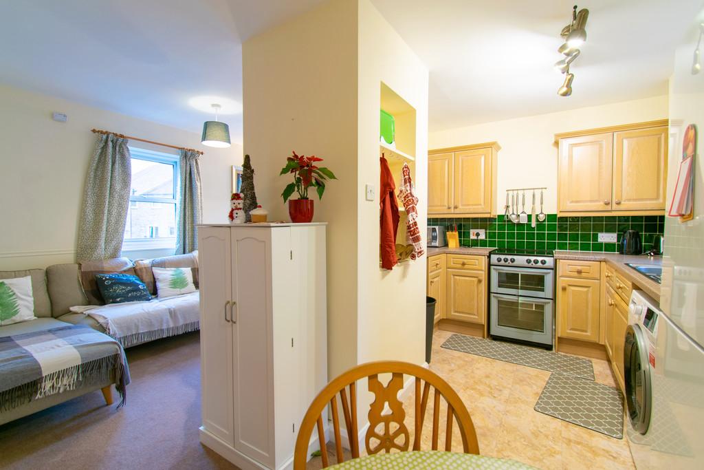 Apartment in York - View 5