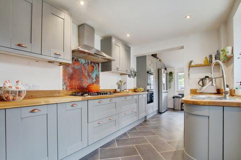 3 bedroom semi-detached house for sale, York Road, Chatteris
