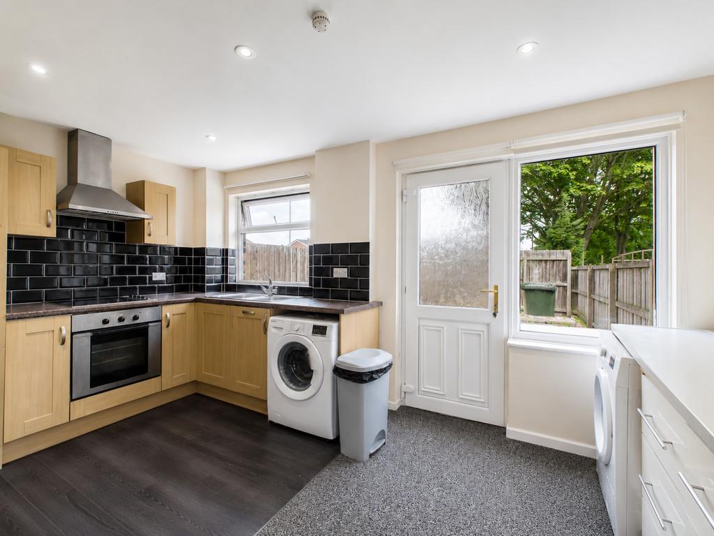 House in Newcastle Upon Tyne - View 4