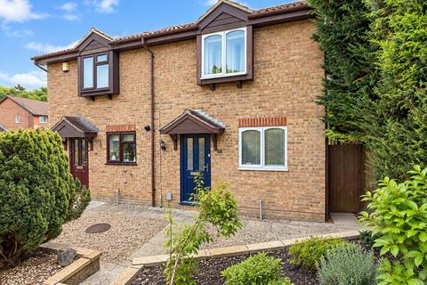 2 bedroom semi-detached house for sale, Netherhouse Moor, Fleet GU51