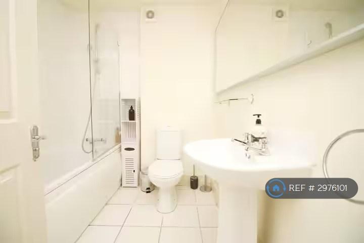 Apartment in Bristol, Wapping Wharf, Southville - View 5
