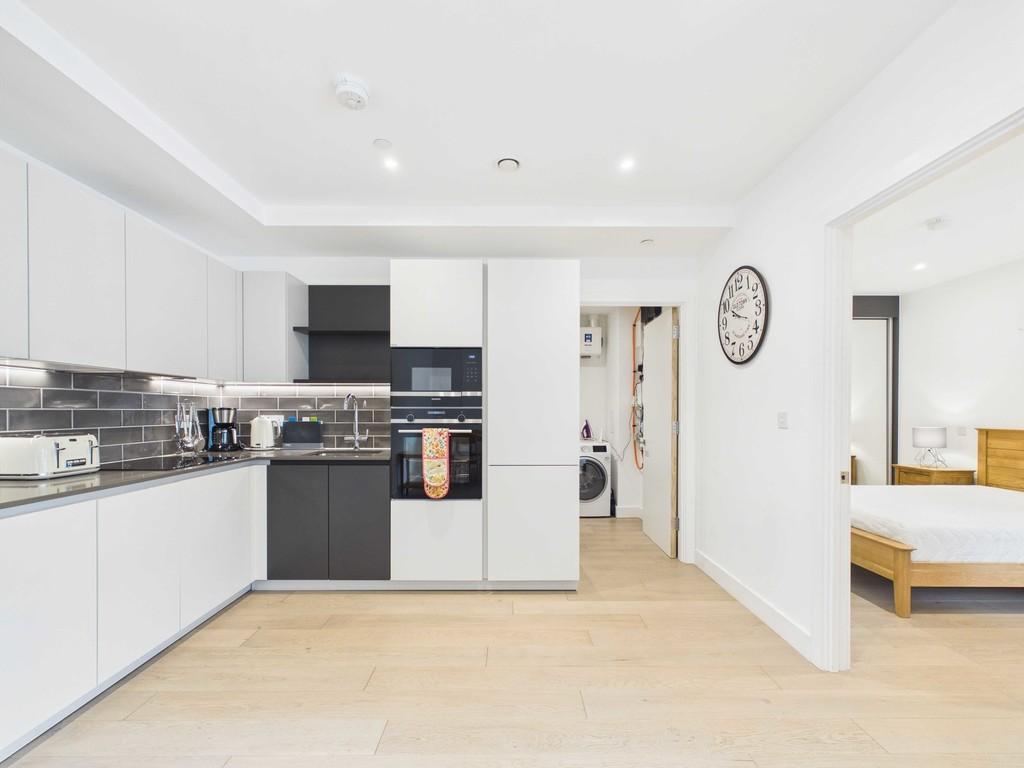 Apartment in London - View 3