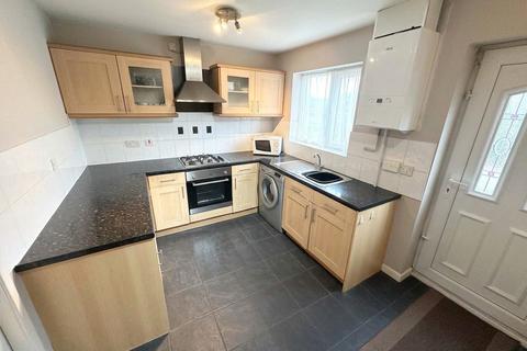 2 bedroom townhouse for sale, Newlands, Farsley