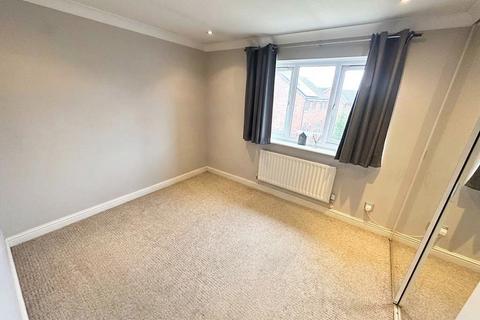 2 bedroom townhouse for sale, Newlands, Farsley
