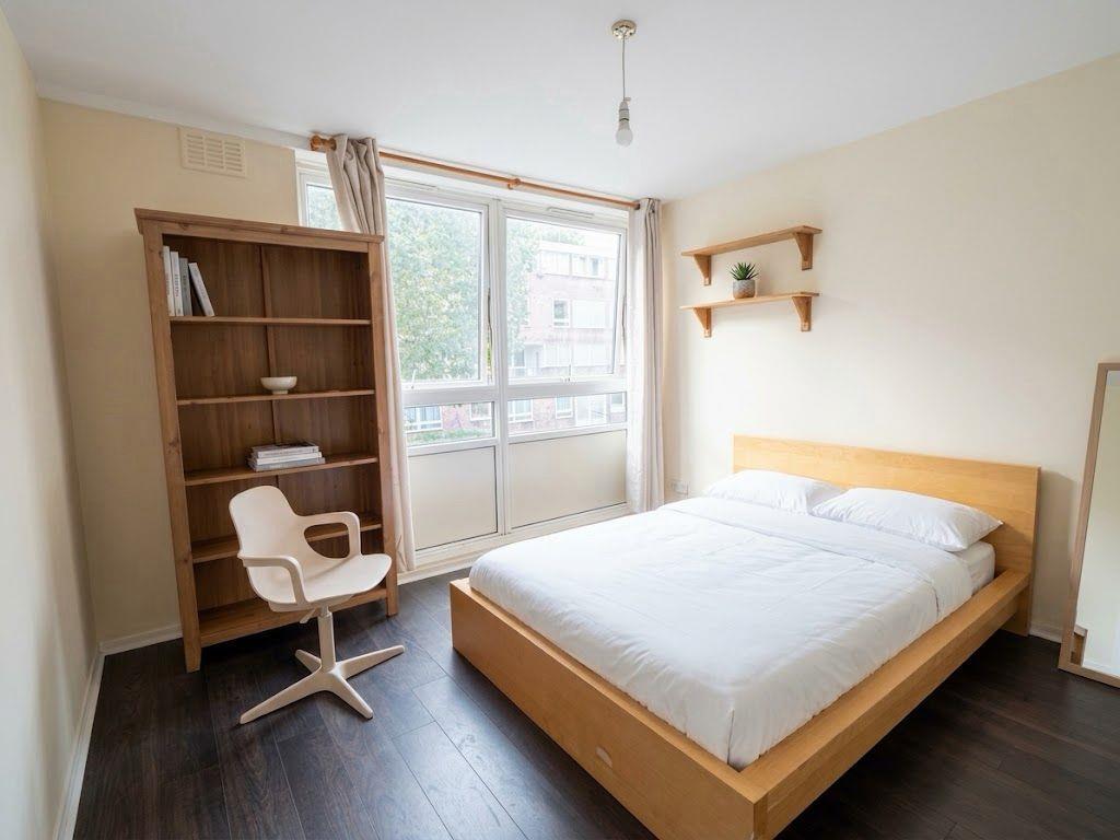 House in London - View 5