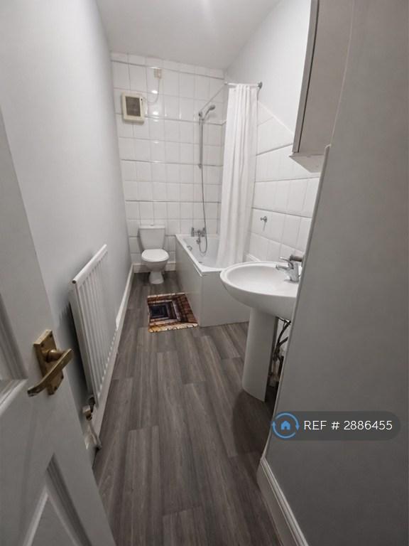 House in Sandwell, West Midlands - View 5