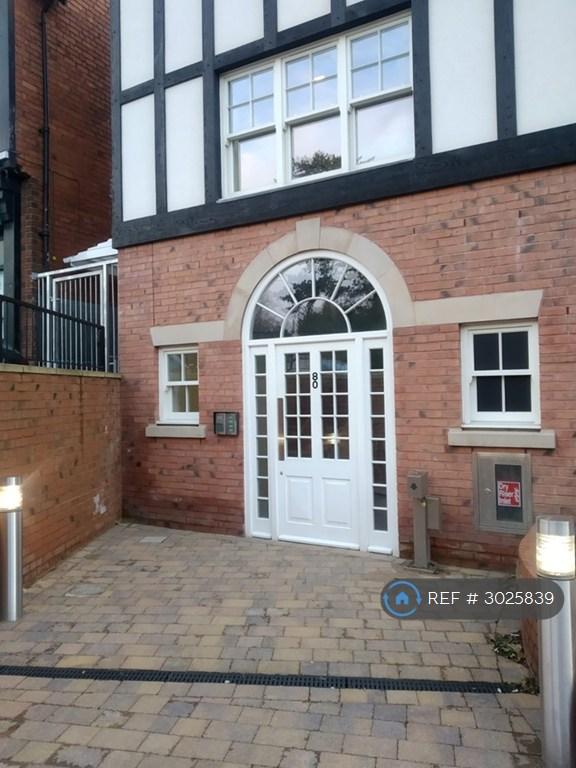 Apartment in Birmingham, West Midlands - View 2