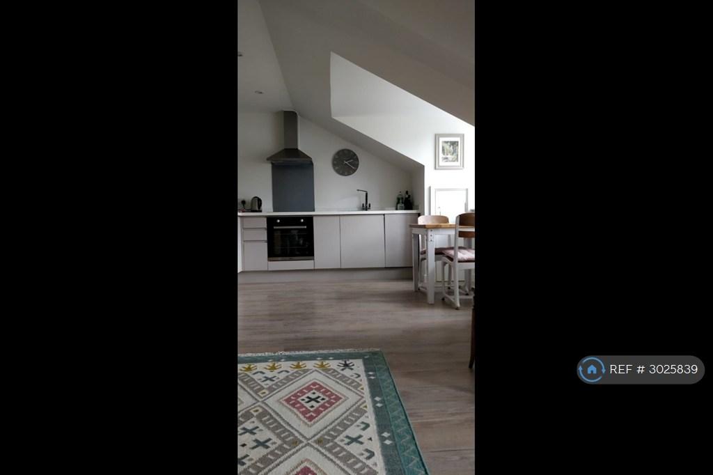 Apartment in Birmingham, West Midlands - View 4
