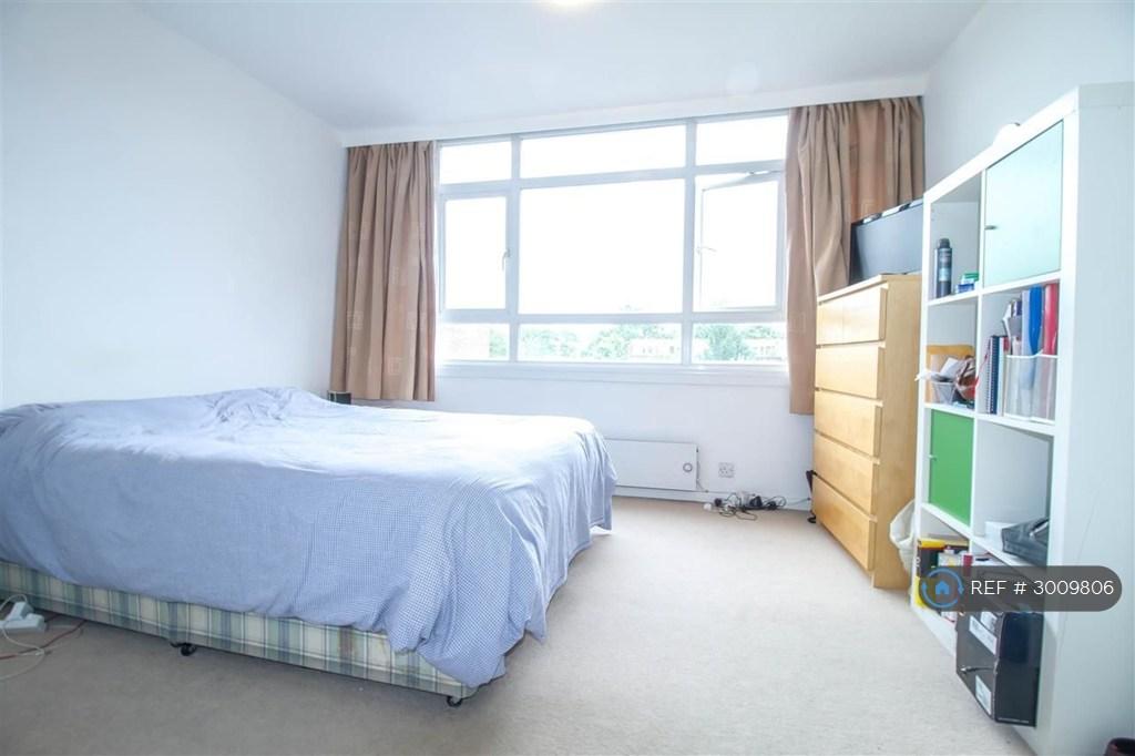 Apartment in London - View 3