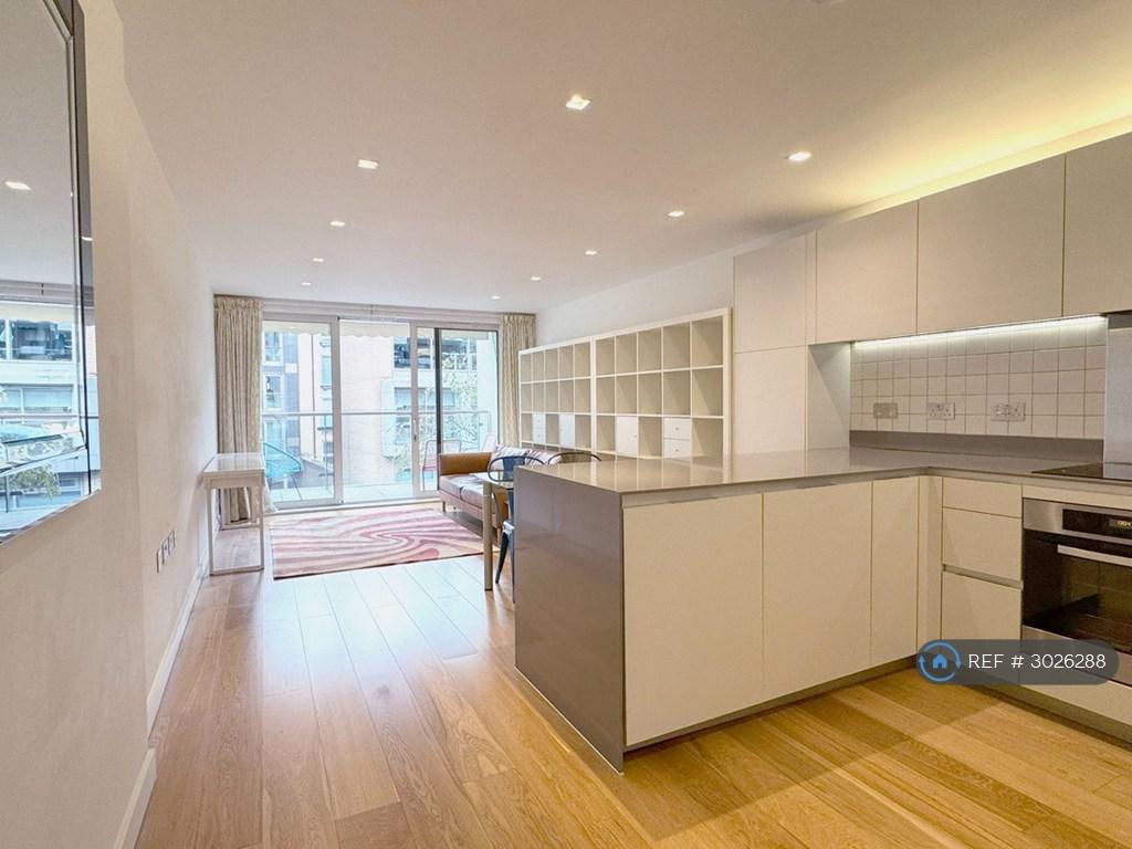 Apartment in London - More