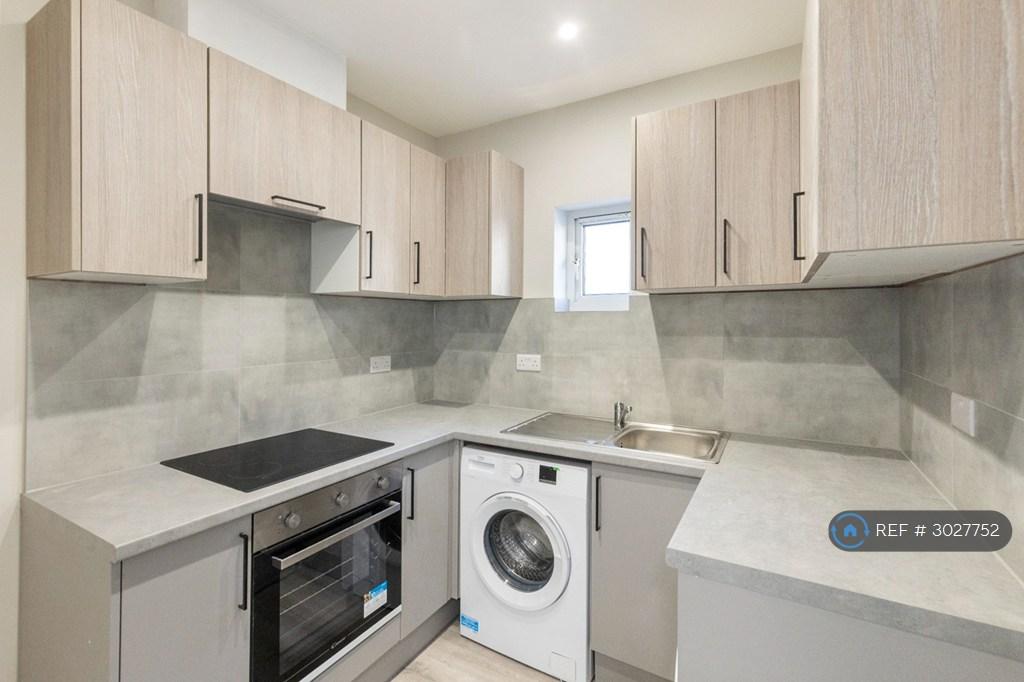 Apartment in London - View 2