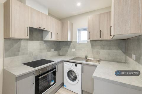 undefined, Whitton Avenue West, Greenford, UB6